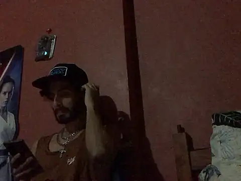 Snapshot of Nooneisthis chatting on February 15, 2025, 4:47 am Nooneisthis online show from February 15, 2025, 4:47 am