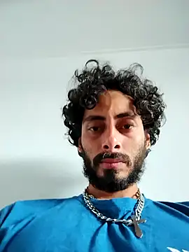 Snapshot of Nooneisthis chatting on February 24, 2025, 10:25 pm Nooneisthis online show from February 24, 2025, 10:25 pm