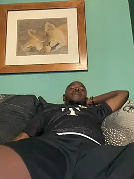 clipper12 online show from April 15, 2026, 9:04 pm