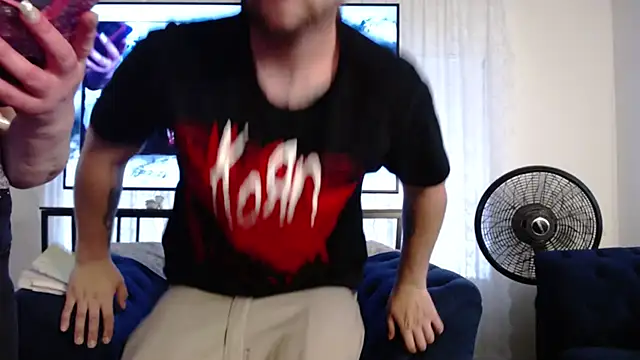 barbieinbondage7 online show from April 6, 2026, 2:40 pm