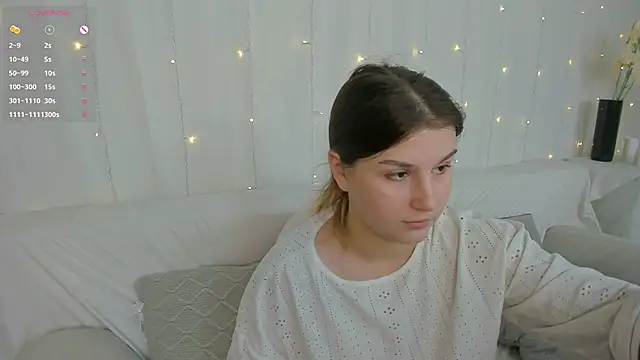 nawuwu online show from September 13, 2025, 5:07 am