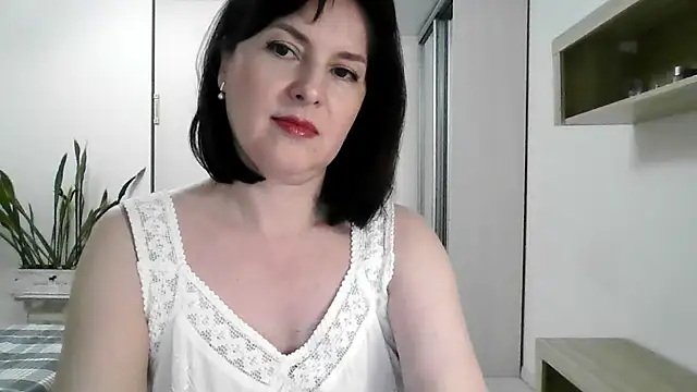 Victoria Glam online show from September 13, 2025, 5:24 pm