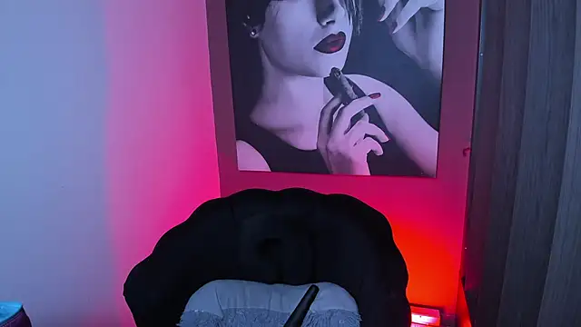 QueenOfHaze online show from November 20, 2025, 11:55 am