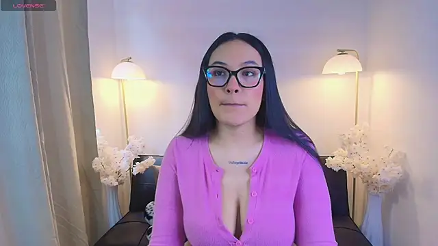 Snapshot of Victoria_Collinns chatting on April 20, 2026, 4:30 pm Victoria Collinns online show from April 20, 2026, 4:30 pm
