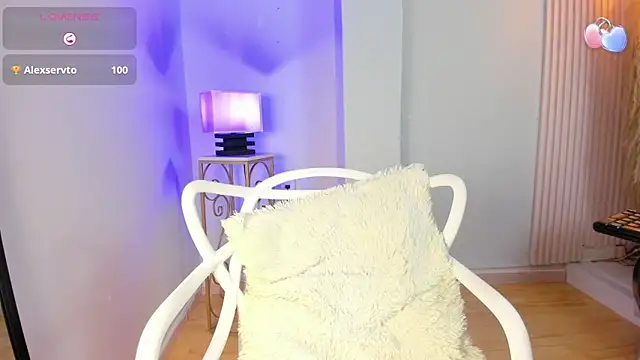 alana rossetti online show from June 3, 2026, 2:33 pm
