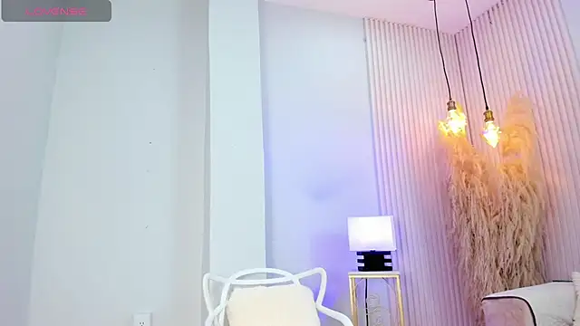 Snapshot of alana_rossetti chatting on February 13, 2026, 12:05 pm alana rossetti online show from February 13, 2026, 12:05 pm