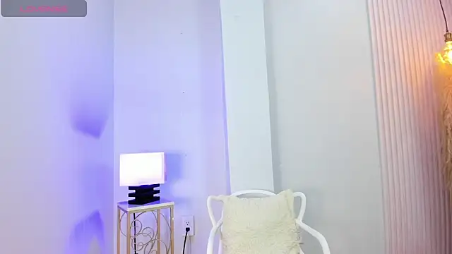 Snapshot of alana_rossetti chatting on February 28, 2026, 8:30 pm alana rossetti online show from February 28, 2026, 8:30 pm