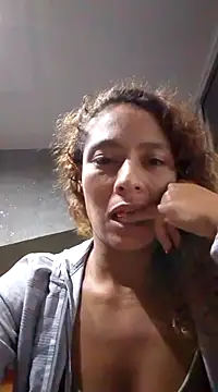 Zoedaniels online show from March 11, 2025, 5:02 am