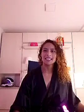 Zoedaniels online show from March 4, 2025, 11:22 pm