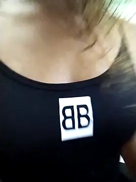 Zoedaniels online show from October 17, 2025, 8:21 pm