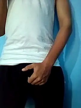 Snapshot of randit7 chatting on March 7, 2025, 3:29 am randit7 online show from March 7, 2025, 3:29 am