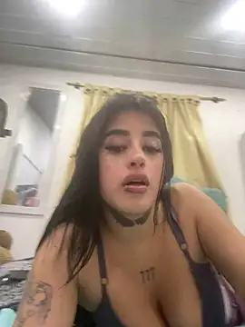 Snapshot of Girl_milk7 chatting on March 17, 2025, 5:12 am Girl milk7 online show from March 17, 2025, 5:12 am