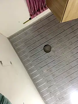 Snapshot of Girl_milk7 chatting on October 23, 2025, 6:12 am Girl milk7 online show from October 23, 2025, 6:12 am