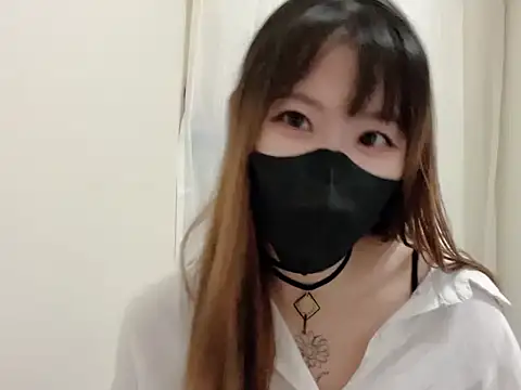 Chu1314 online show from March 15, 2025, 3:37 pm