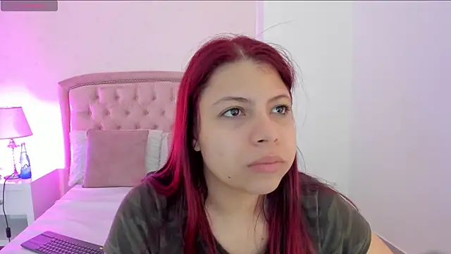 Kendall  Fox online show from January 6, 2026, 8:51 am