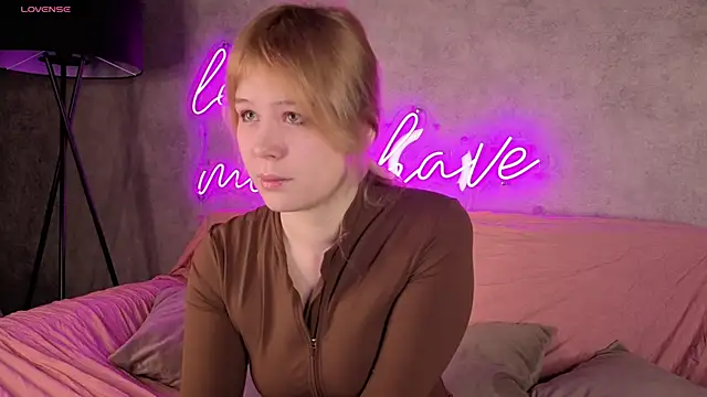 Amy Kimberlly online show from November 9, 2025, 12:03 am