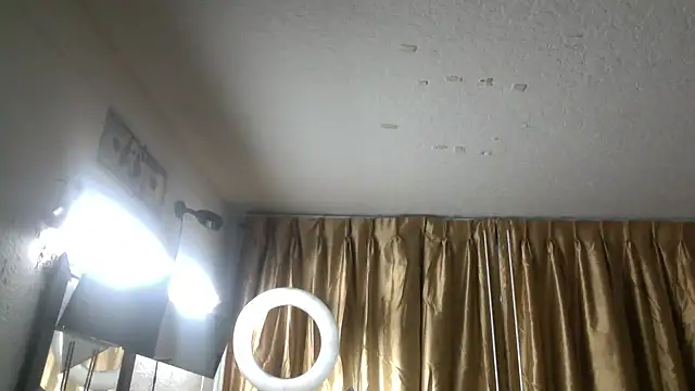 sexyhotstud12 online show from February 6, 2025, 11:04 pm