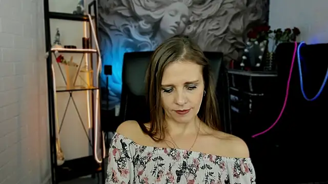 EmiliaBedy online show from March 14, 2025, 8:21 am