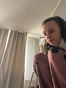 bunnythetailor online show from March 2, 2026, 12:23 pm