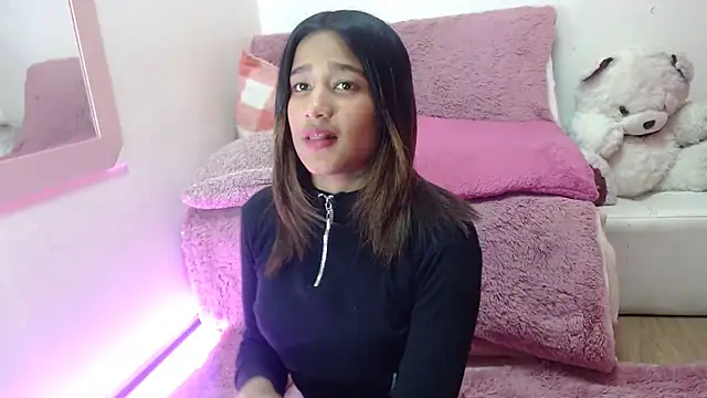 Jenner Macpherson online show from February 24, 2025, 4:04 pm