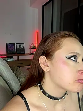 Mara Santoro online show from October 29, 2025, 1:37 am