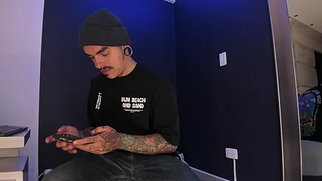 Snapshot of kaletattoo chatting on June 9, 2026, 11:11 am kaletattoo online show from June 9, 2026, 11:11 am