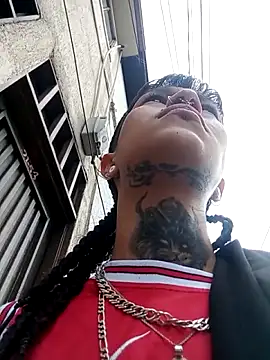 Snapshot of esmeralda06 chatting on November 22, 2025, 3:00 pm esmeralda06 online show from November 22, 2025, 3:00 pm