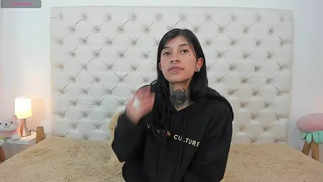 Snapshot of esmeralda06 chatting on September 20, 2025, 3:39 pm esmeralda06 online show from September 20, 2025, 3:39 pm