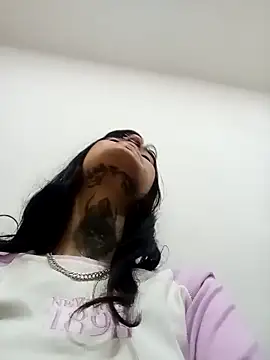 Snapshot of esmeralda06 chatting on September 19, 2025, 2:54 pm esmeralda06 online show from September 19, 2025, 2:54 pm