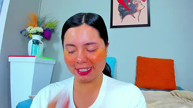 evaa greey online show from September 29, 2025, 9:20 pm