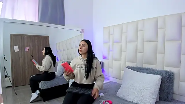 Ariana rouse online show from October 2, 2025, 5:16 pm