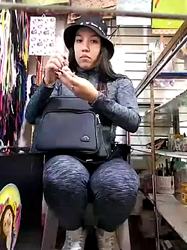 samathasexx online show from February 25, 2025, 10:31 pm