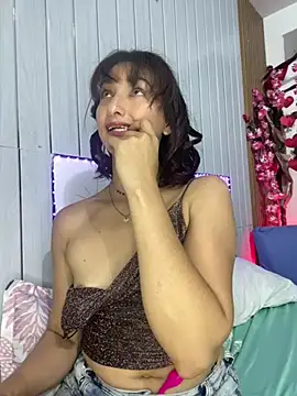 vicky  skinny 1 online show from February 27, 2025, 5:47 pm