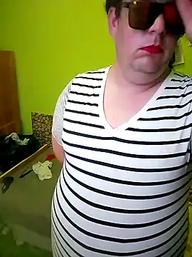 Adrianka online show from September 23, 2025, 9:44 pm