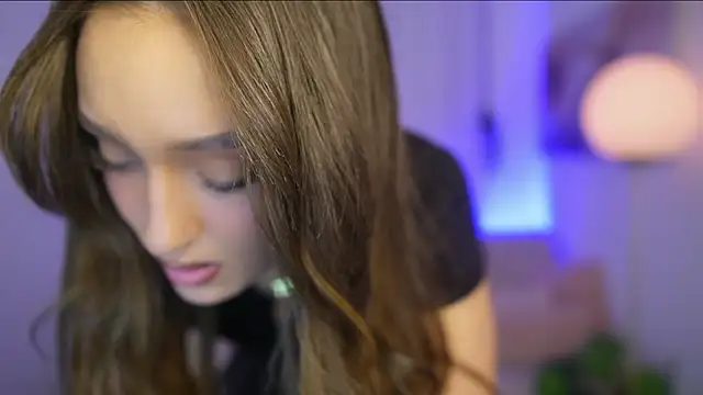 Clara Nia online show from January 17, 2026, 7:17 pm