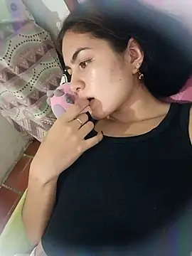 Snapshot of nana_1234 chatting on October 14, 2025, 12:11 am nana 1234 online show from October 14, 2025, 12:11 am