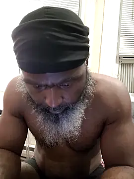 Snapshot of shavez5888 chatting on March 1, 2025, 5:20 am shavez5888 online show from March 1, 2025, 5:20 am