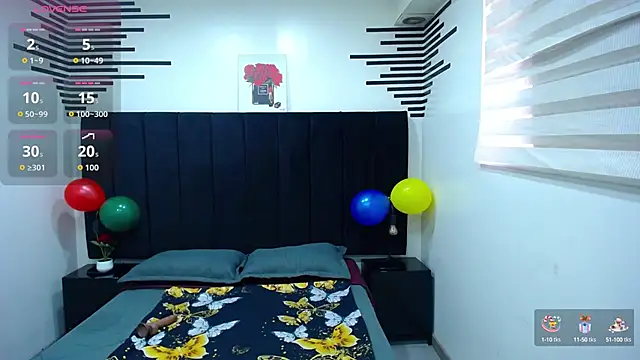 CamiilaReyes online show from October 20, 2025, 1:44 pm