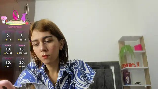 Nicol TransGirl online show from April 7, 2026, 4:58 am