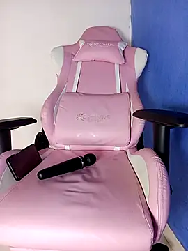 -Nicol online show from March 9, 2025, 1:48 pm