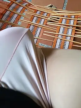 -Nicol online show from November 23, 2025, 2:05 pm