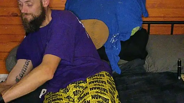 SUCKMEDEEP69 online show from February 26, 2025, 5:03 am