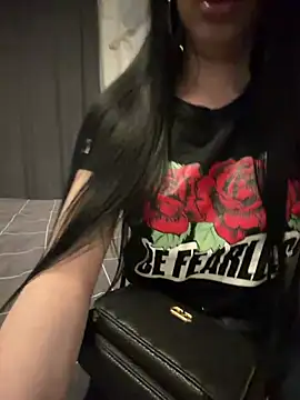 Snapshot of Robexxmia chatting on February 6, 2026, 6:15 pm Robexxmia online show from February 6, 2026, 6:15 pm