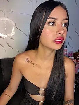 Snapshot of Miss_karol chatting on February 28, 2025, 5:59 pm Miss karol online show from February 28, 2025, 5:59 pm