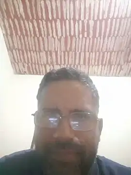 Snapshot of DOMINADOR5 chatting on March 5, 2025, 8:54 am DOMINADOR5 online show from March 5, 2025, 8:54 am