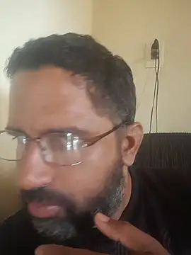 Snapshot of DOMINADOR5 chatting on March 17, 2025, 12:25 pm DOMINADOR5 online show from March 17, 2025, 12:25 pm