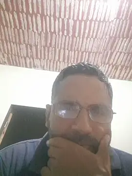 Snapshot of DOMINADOR5 chatting on March 3, 2025, 11:14 pm DOMINADOR5 online show from March 3, 2025, 11:14 pm