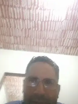 Snapshot of DOMINADOR5 chatting on March 22, 2025, 1:32 am DOMINADOR5 online show from March 22, 2025, 1:32 am