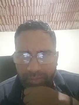 Snapshot of DOMINADOR5 chatting on March 4, 2025, 5:32 am DOMINADOR5 online show from March 4, 2025, 5:32 am