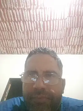 Snapshot of DOMINADOR5 chatting on March 1, 2025, 3:32 am DOMINADOR5 online show from March 1, 2025, 3:32 am